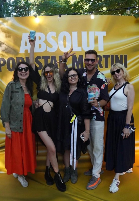 Born to Mix, Ready to Shine: The ABSOLUT Festival Experience 